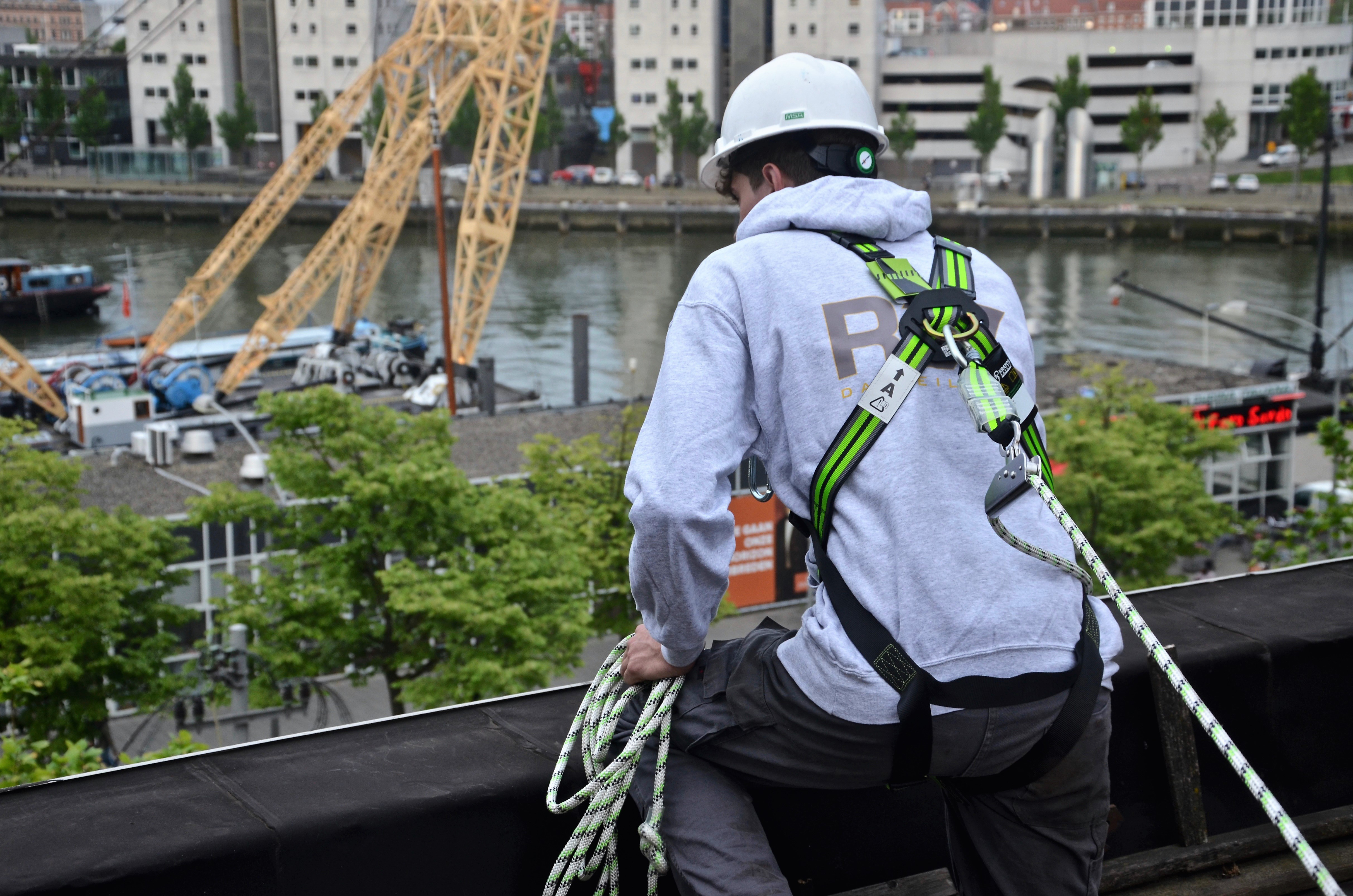 Equipo de Protección Personal - REZ Seguridad en Altura